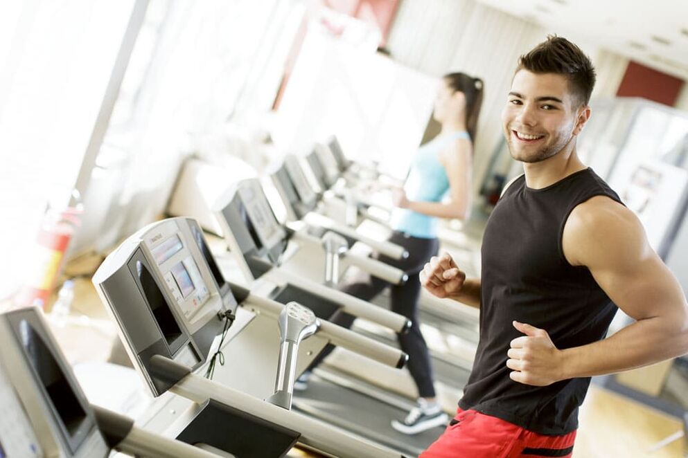 कार्डियो व्यायाम एक आदमी को उसके रक्त परिसंचरण को तेज करने में मदद करेगा
